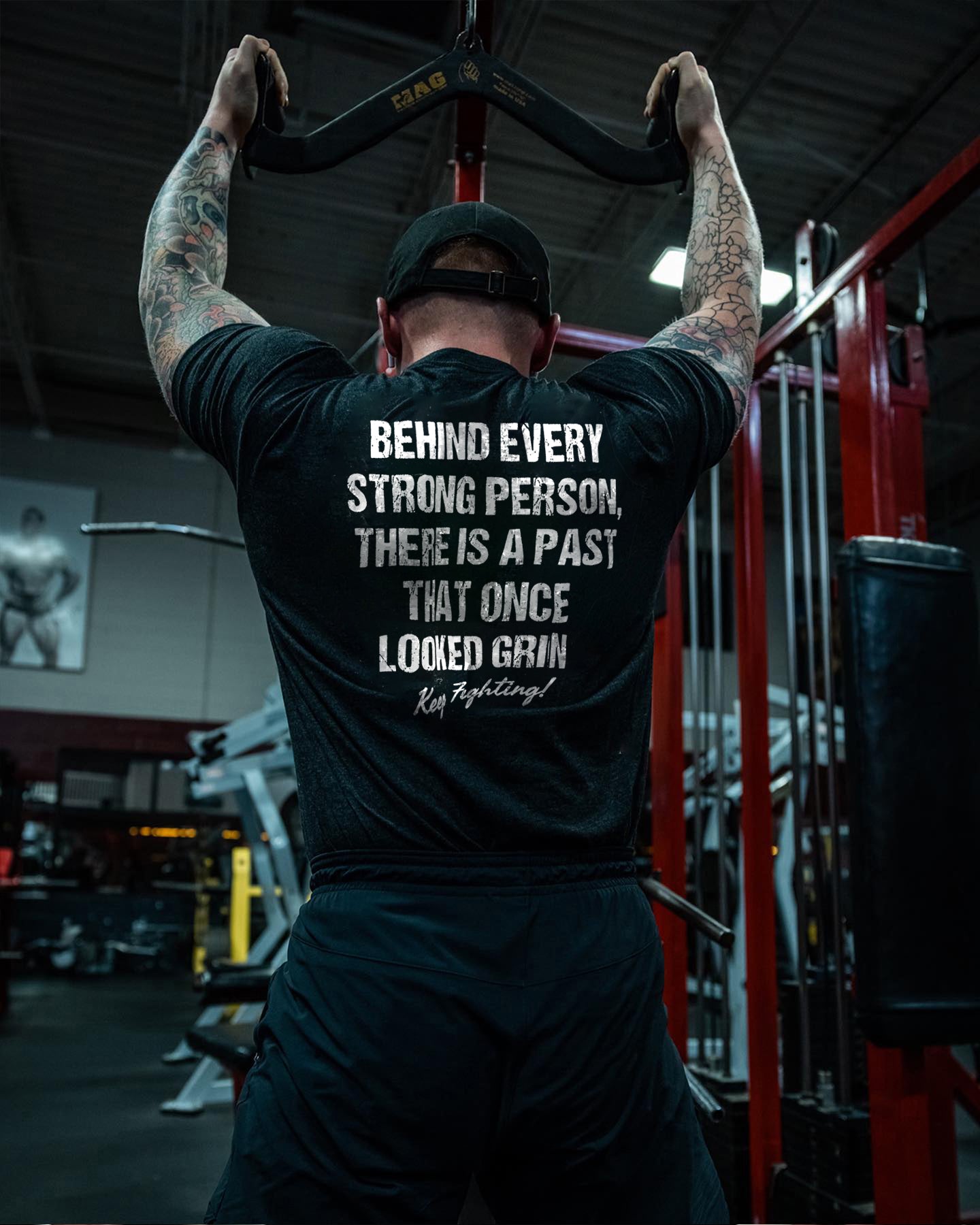 Behind Every Strong Person There Is A Past That Once Looked Grin Printed Men's T-shirt